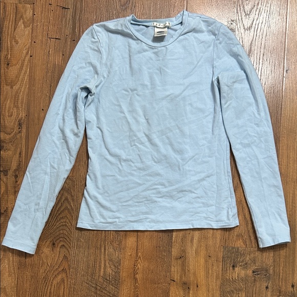 Old Navy long sleeve T-shirt - Picture 1 of 1